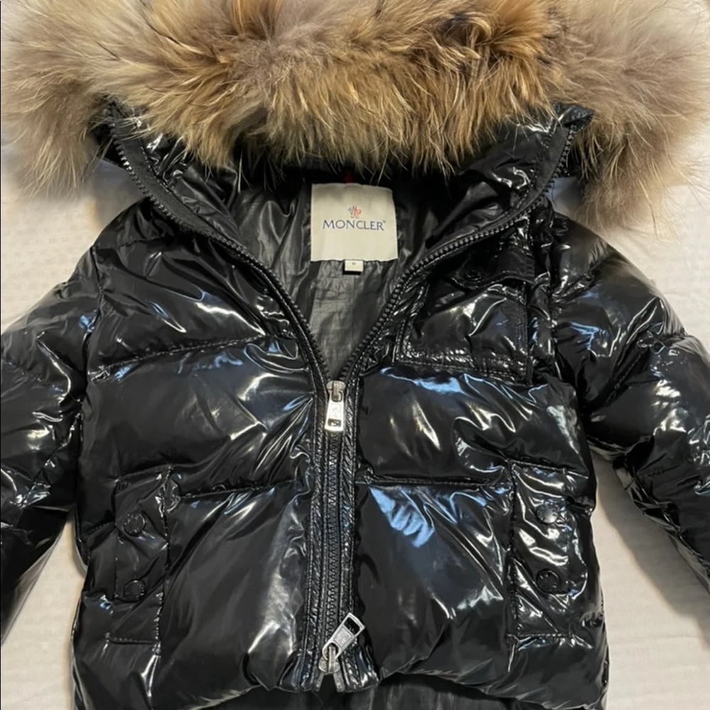 TODDLER MONCLER COAT WITH FUR size 18-24 months